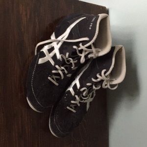Men’s ASIC wrestling shoes